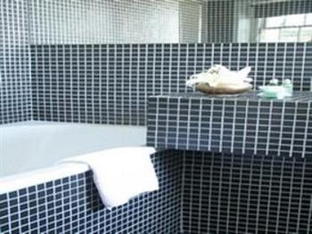 ברייטון The Neo - Guest House מראה חיצוני תמונה